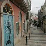Daire Fe House Sesimbra