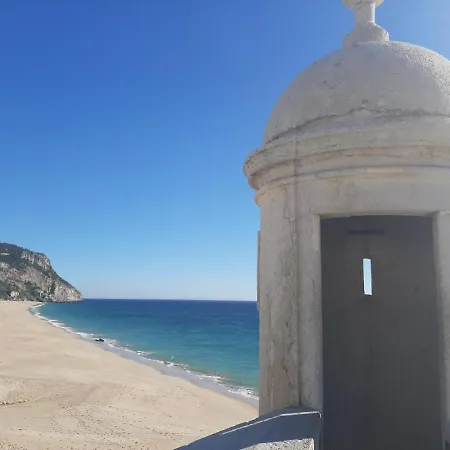 Fe House * Sesimbra