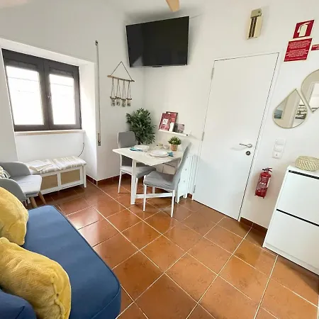Fe House Lägenhet *