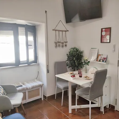 Fe House Sesimbra