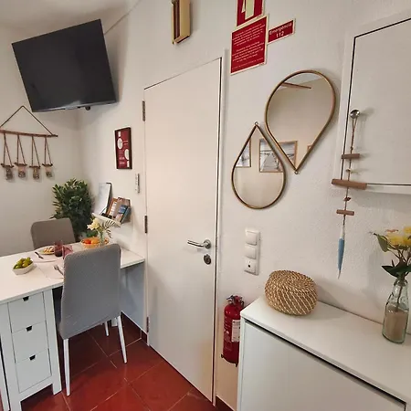 Fe House * Sesimbra