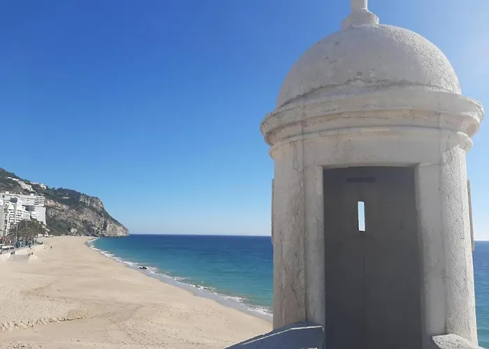 Fe House * Sesimbra